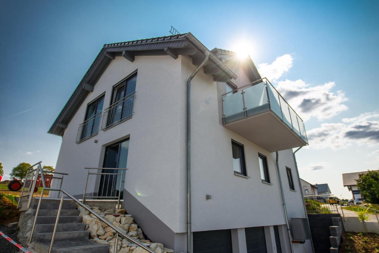 Ferienwohnung / Haus Hunsrueckblick Hochstetten-Dhaun エクステリア 写真
